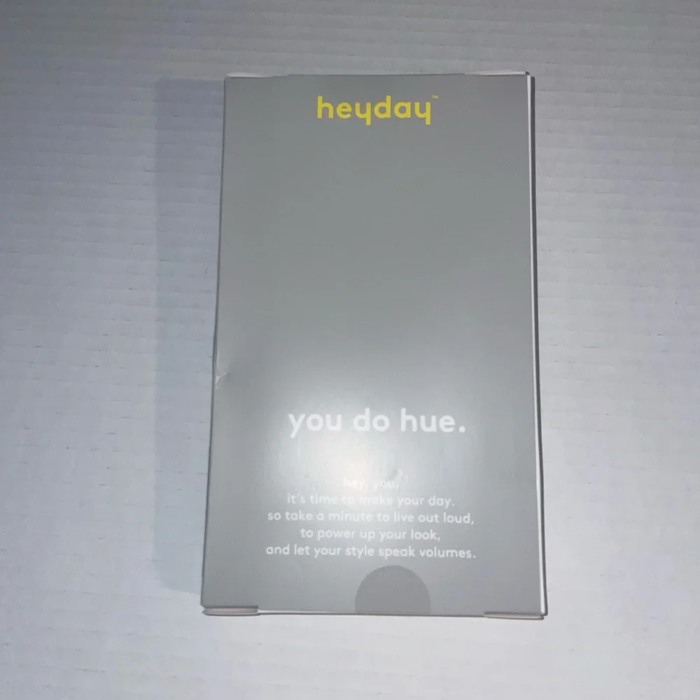 Heyday Light Purple Phone Case for iPhone 15 Pro New Sealed Magsafe Compatible